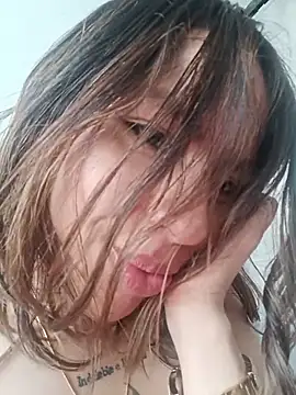 ห้องแชทสดของ CleoDely