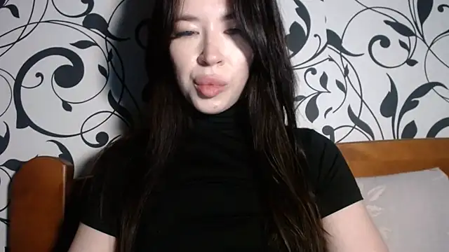 lu_dominationn's Live Chat Room