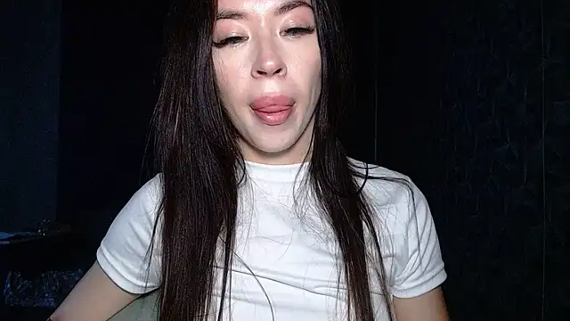 Živá chatovací místnost lu_dominationn
