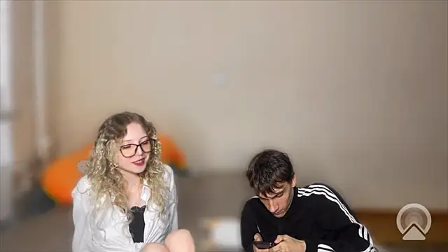 Онлайн чат Sweety08