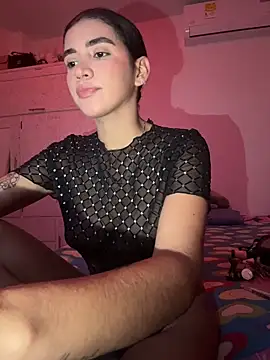 CandyBlaze_ Adlı Modelin Canlı Sohbet Odası