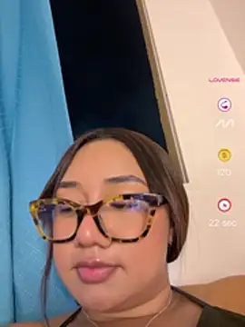 Vittoria_russo élő chatszobája