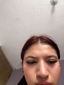 Tokiio_petiit's Live Chat Room