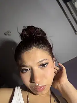 Tokiio_petiit Live Chatraum