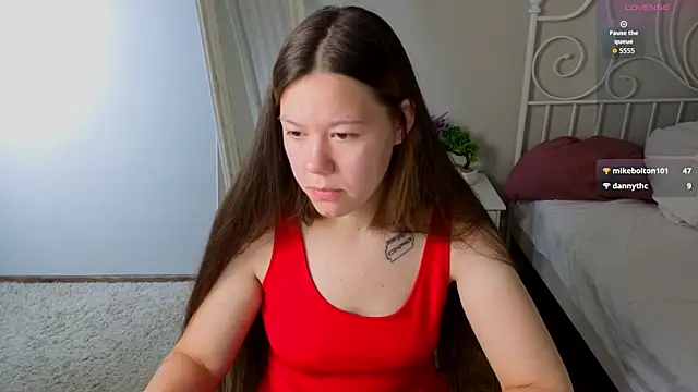 Nabi_Brown Adlı Modelin Canlı Sohbet Odası