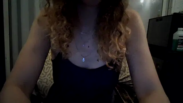 allycat4xoxo Adlı Modelin Canlı Sohbet Odası