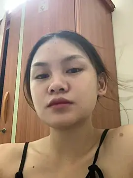 Weevi10's Live Chat Room