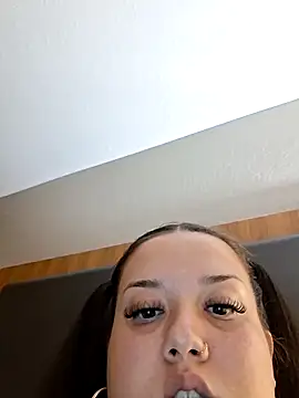 Asiabanks_22 现场聊天室