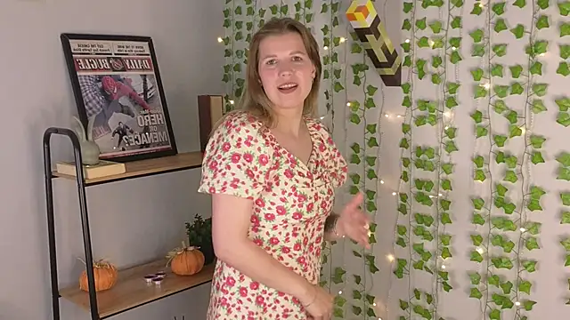 חדר צ'אט בשידור חי של Mary_Moore_