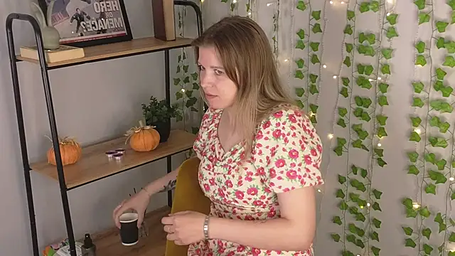 Pokój czatu na żywo – Mary_Moore_