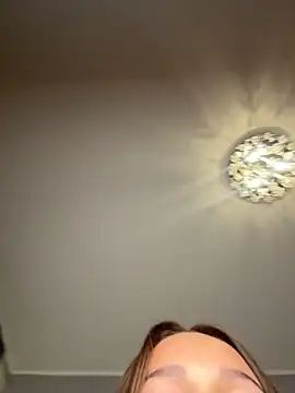 Živá chatovací místnost ChiaraMauzi