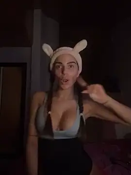 miaabelluccii Live Chatraum