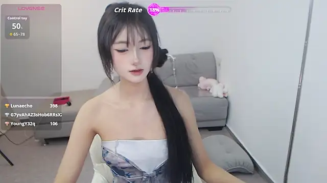 Lucya-a Cameră chat live
