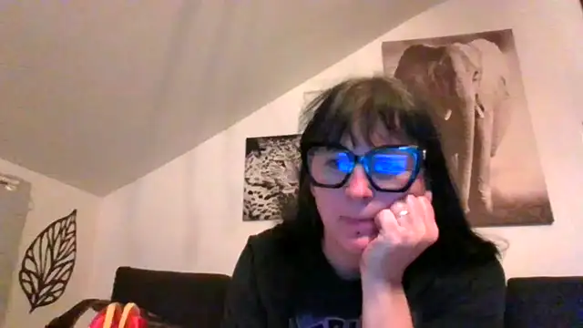 Chat soba uživo modela sexujuly88