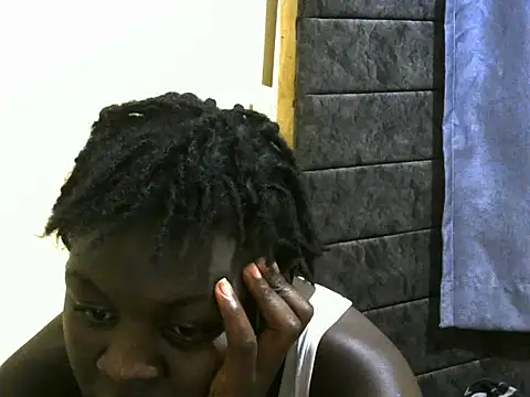 חדר צ'אט בשידור חי של betty_love254