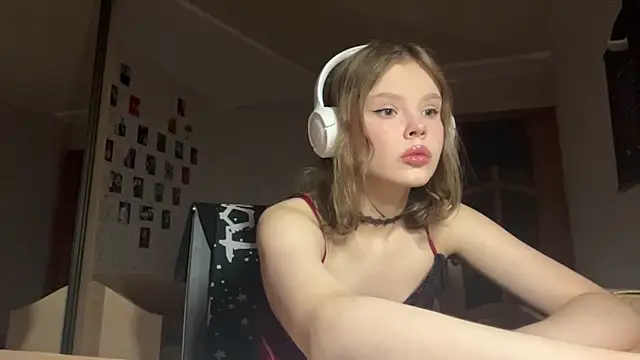Vivienneyourdream – Kamerová šou