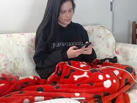 חדר צ'אט בשידור חי של NinaMendes