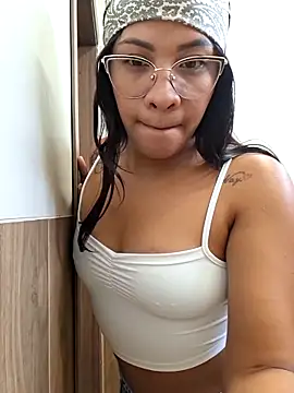 AhslyDuque Cameră chat live