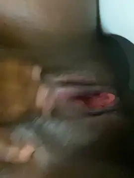 Pokój czatu na żywo – honeycum444