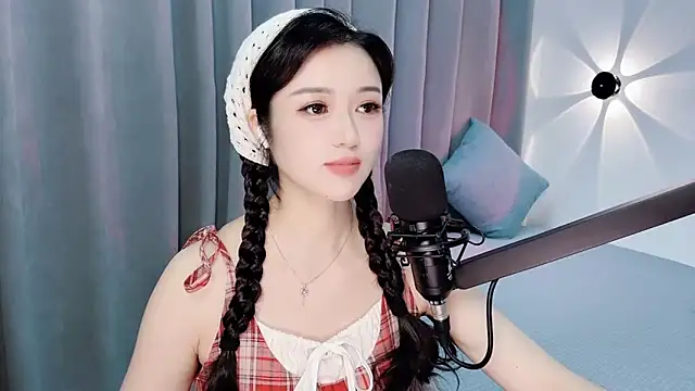 Momo-Wow 现场聊天室