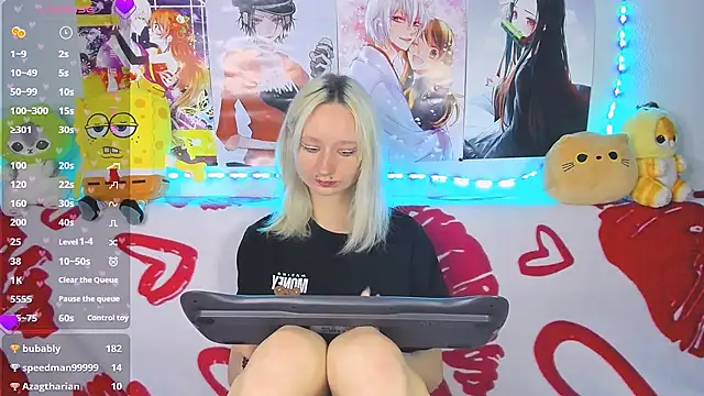 Katia_Nabiee's Live Chat Room