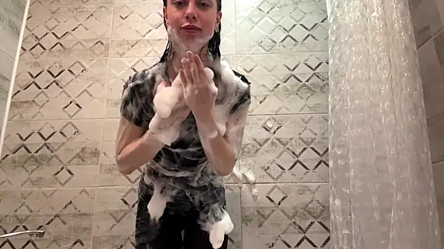 Chat soba uživo modela LianaMagic