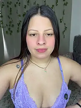 Kitty_vibes – live chatrum