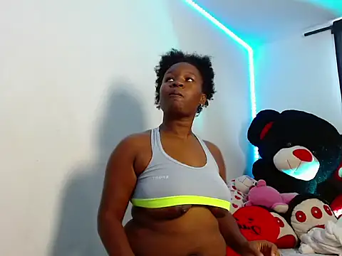 Hanna_Ebony_Xxx – Kamerová šou