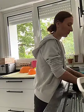 PregnantEmilia чат на живо