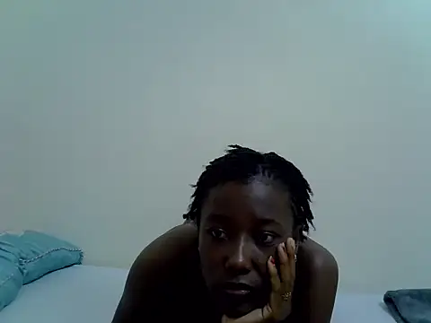 freakypetite Live Chatrum