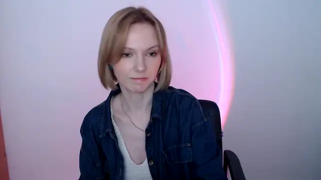 Chat ao vivo de AdelleLovee_