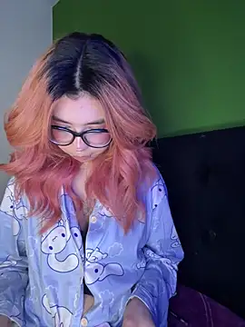 Nana-Komatsu Cameră chat live