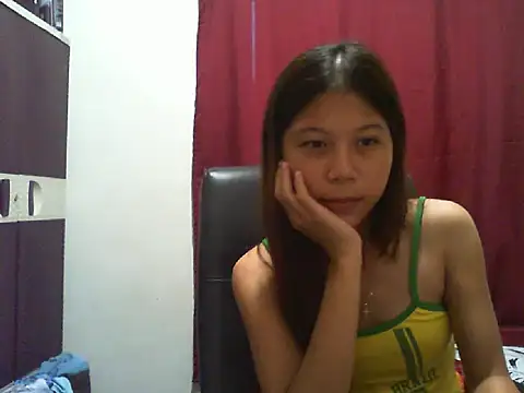 Freshxxcherryxoxo Adlı Modelin Canlı Sohbet Odası