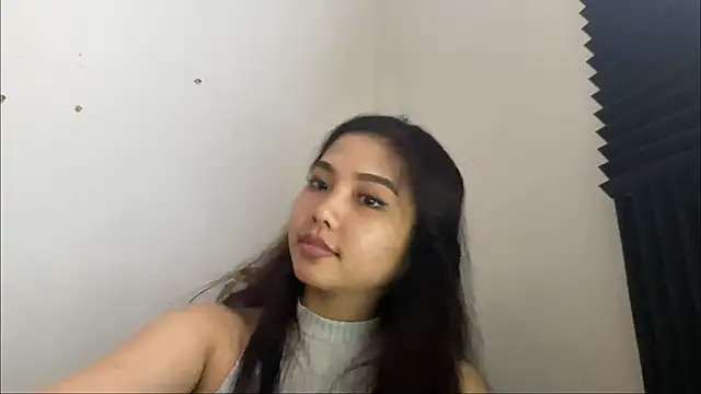 LupitaMenk Adlı Modelin Canlı Sohbet Odası
