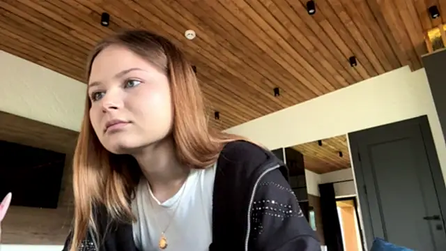 NikaLicka Cameră chat live