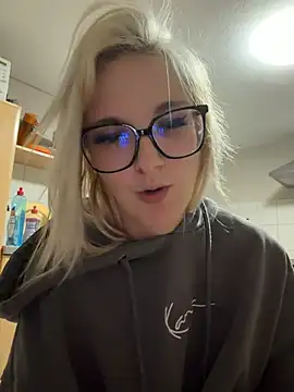 Viviluu_Offiziell Live Chatraum