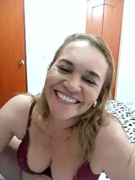 Sara_hilton02 Adlı Modelin Canlı Sohbet Odası