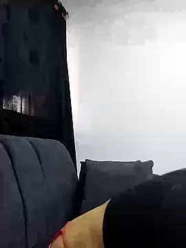 Chat soba uživo modela violetta_4m