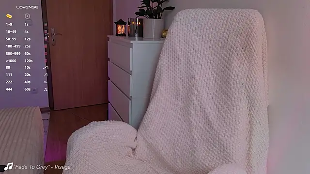 ellathemuse Live Chatraum