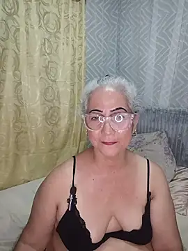 ReinaMadura чат на живо
