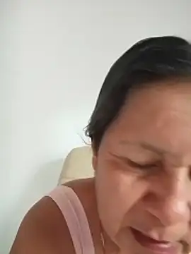 غرفة دردشة maduranalg المباشرة