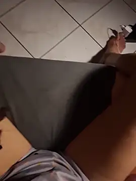 Chat soba uživo modela michellesalles
