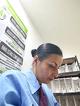 ALEJANDRA__28 Cameră chat live
