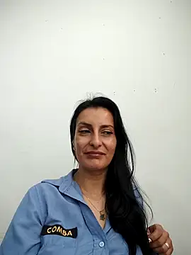 غرفة دردشة ALEJANDRA__28 المباشرة