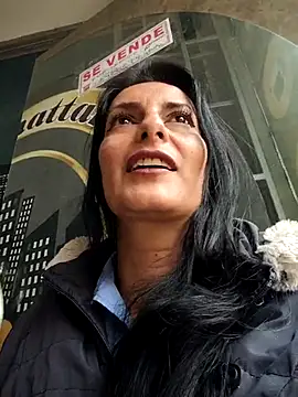 ALEJANDRA__28 실시간 채팅방