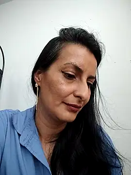 ALEJANDRA__28 Ruang Obrolan Langsung