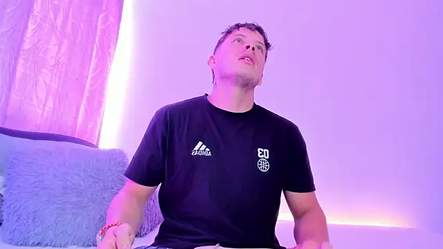 johnycooper08 live sex-cam show