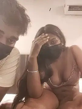Chat soba uživo modela jaanvisharmaaa