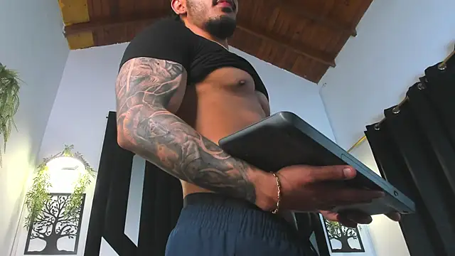 Justin_WhiteJS – live sex-cam-show