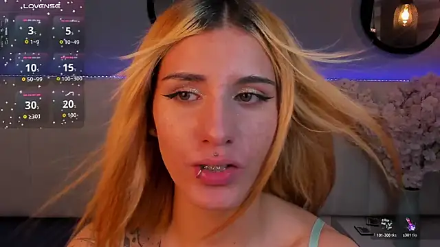 Chat soba uživo modela scarlet__rossi
